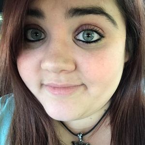 Meet your Posher, Hayle